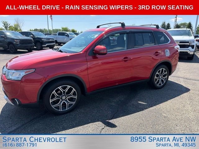 Used 2015 Mitsubishi Outlander GT AWD/4WD image 8
