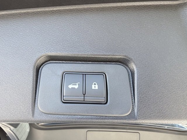 New 2026 Nissan Rogue SV image 32