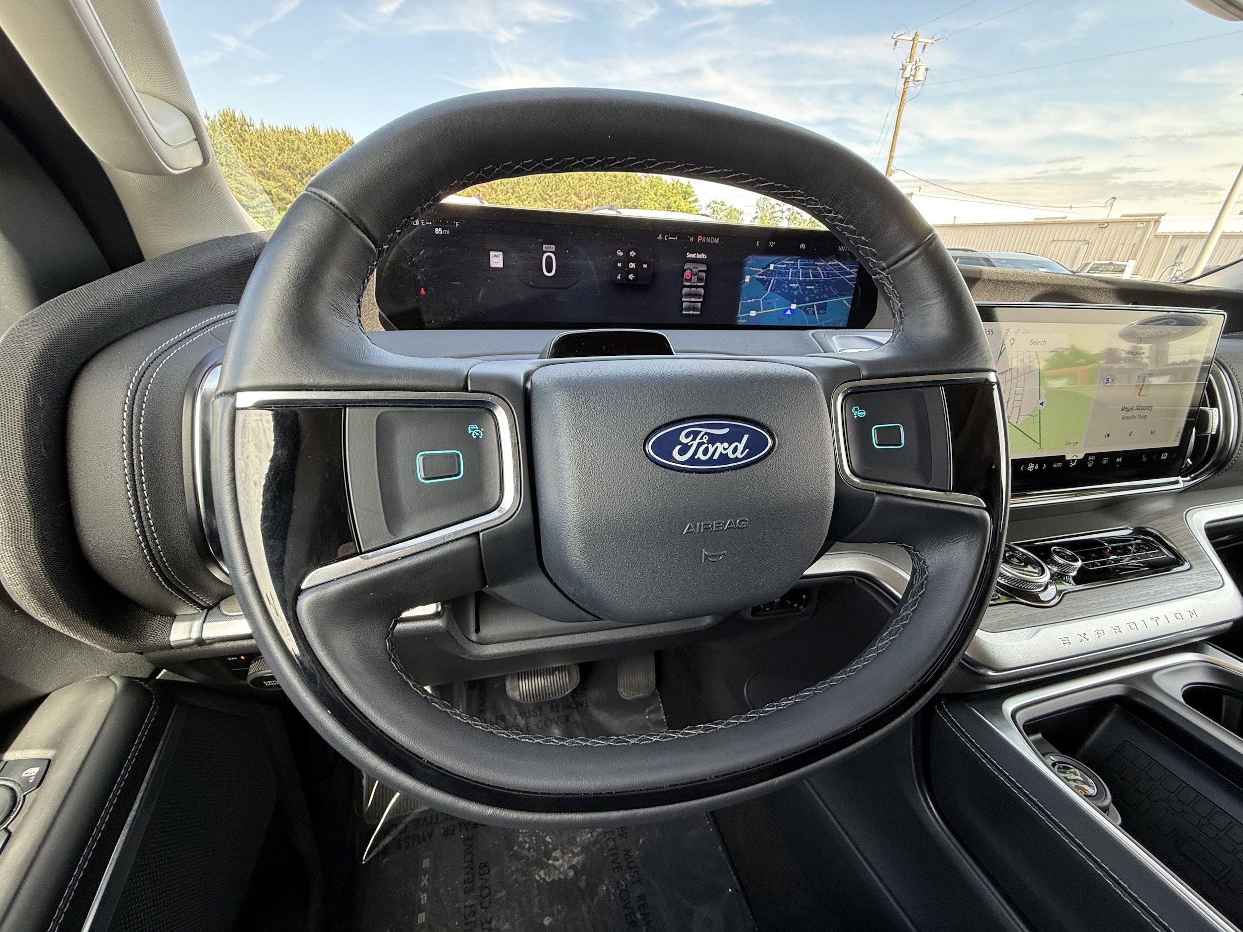 Used 2025 Ford Expedition Max Platinum AWD/4WD image 16