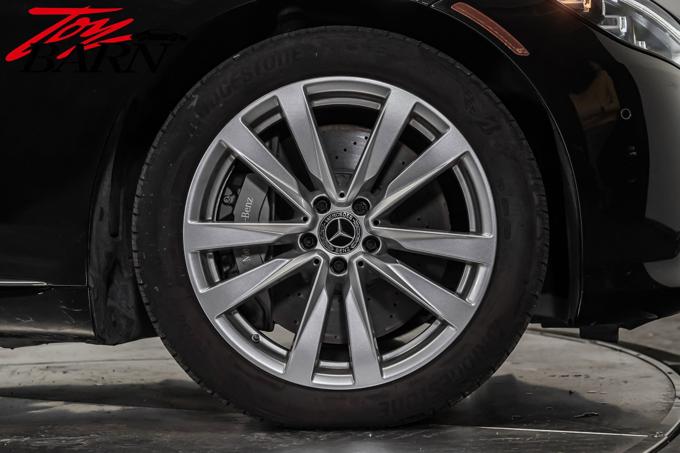 Used 2022 Mercedes-Benz S 500 4MATIC w/ 3D Technology Package image 16