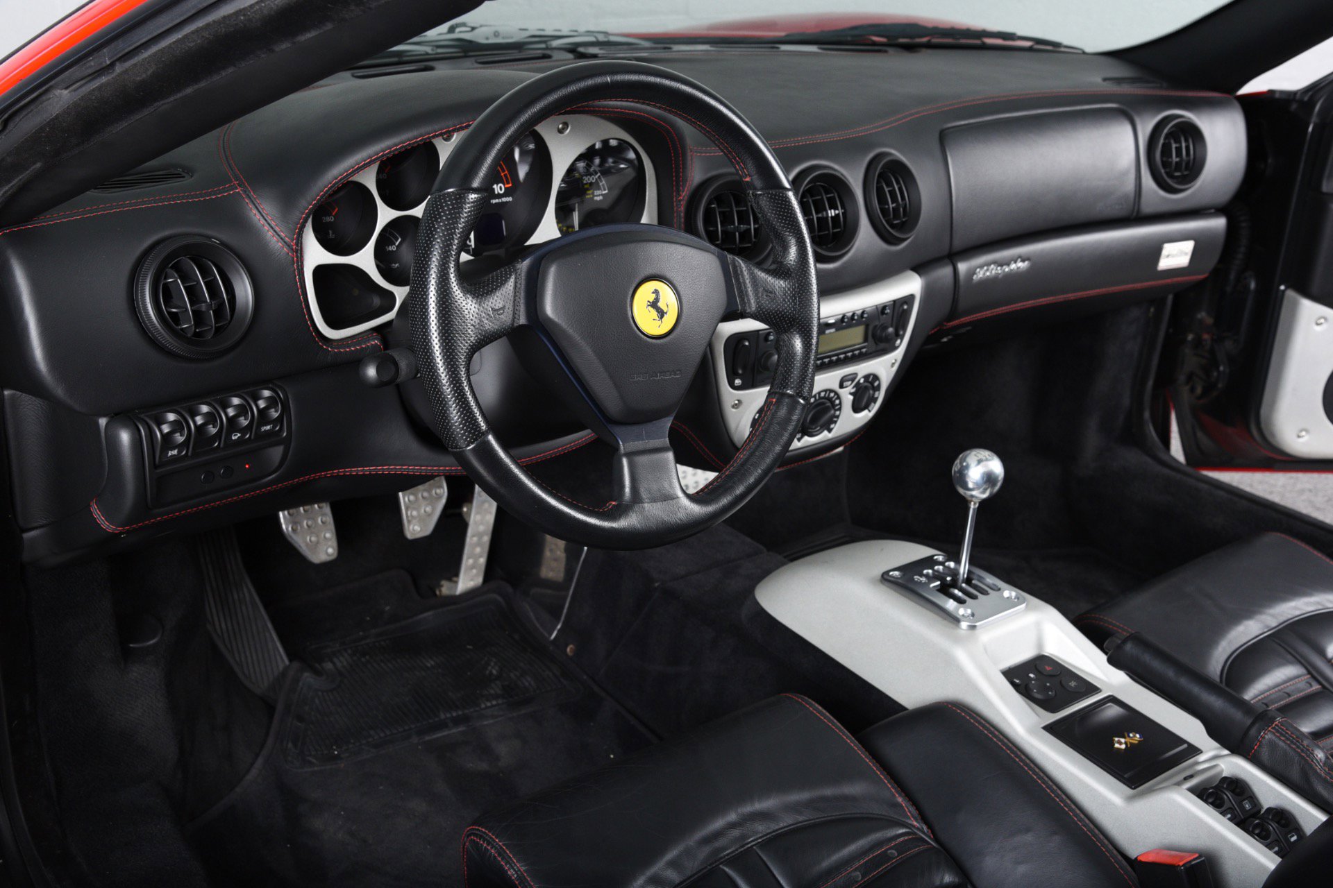 Used 2001 Ferrari 360 Spider RWD image 4