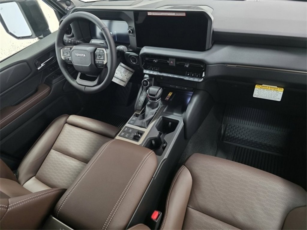 New 2026 Toyota Land Cruiser image 25