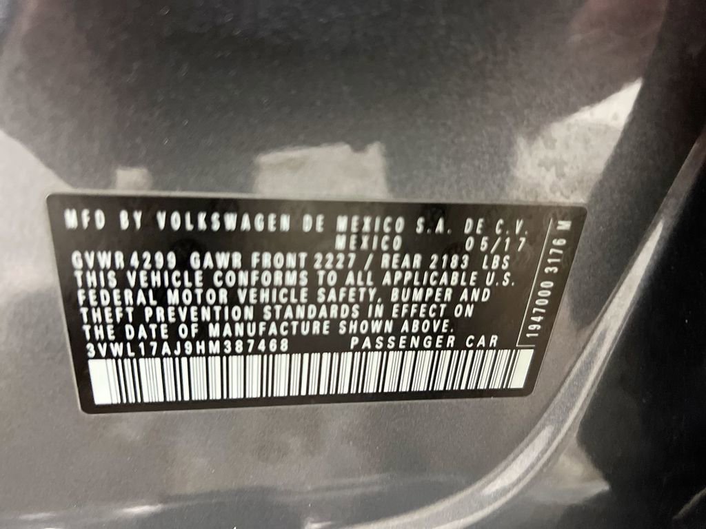 Used 2017 Volkswagen Jetta SEL image 28