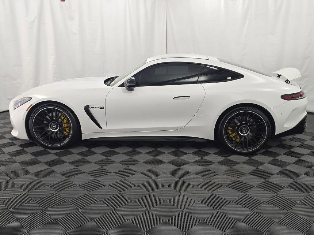 New 2025 Mercedes-Benz AMG GT 63 image 3