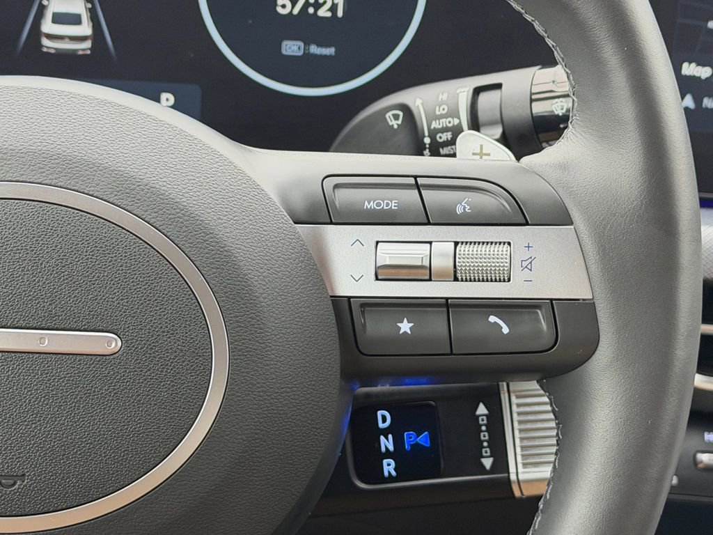 Certified 2025 Hyundai Sonata Limited FWD image 16
