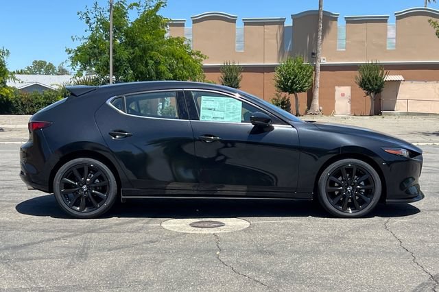 New 2026 MAZDA MAZDA3 Hatchback w/Premium Plus Pkg AWD/4WD image 3
