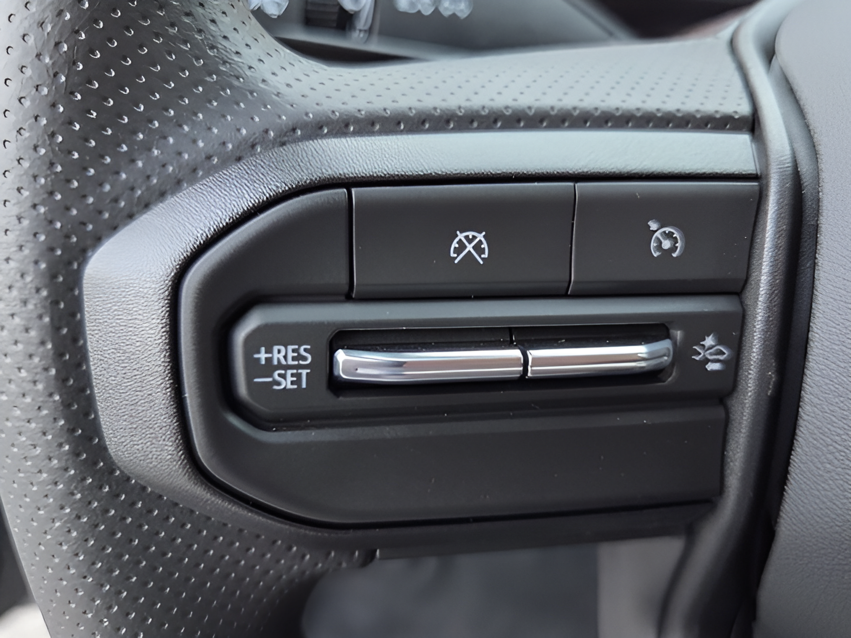 New 2026 Chevrolet Colorado Trail Boss AWD/4WD image 25