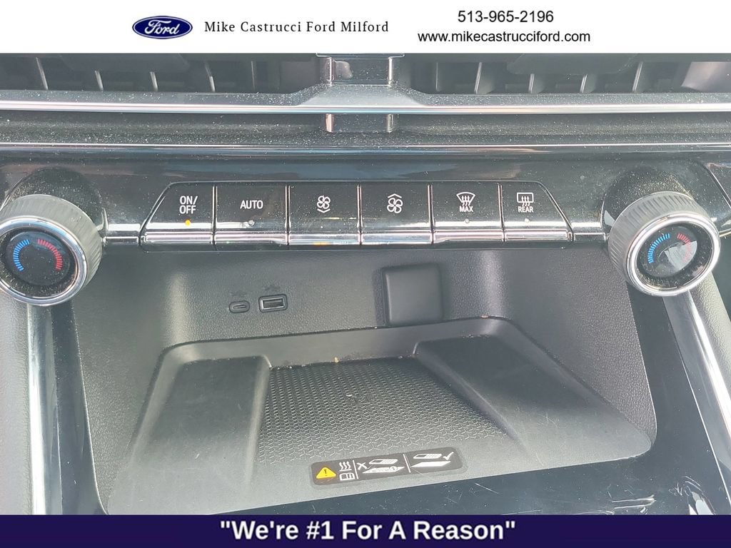 Used 2026 Chevrolet Traverse LT AWD/4WD image 18
