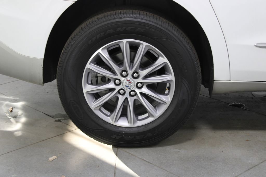 Used 2024 Buick Enclave Essence w/ Technology Package image 13