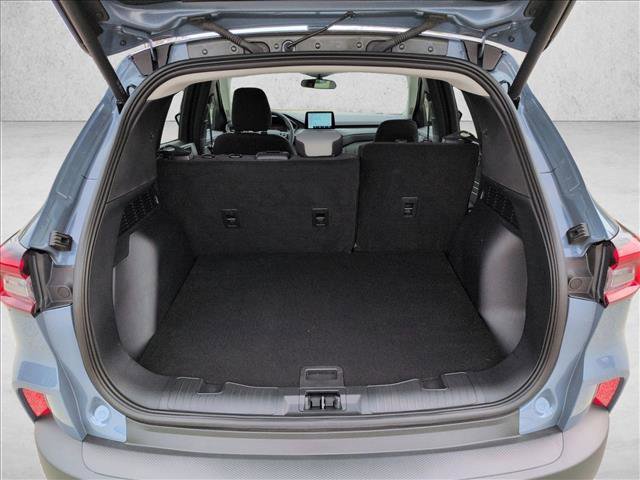Certified 2025 Ford Escape Active w/ Cold Weather Package image 6