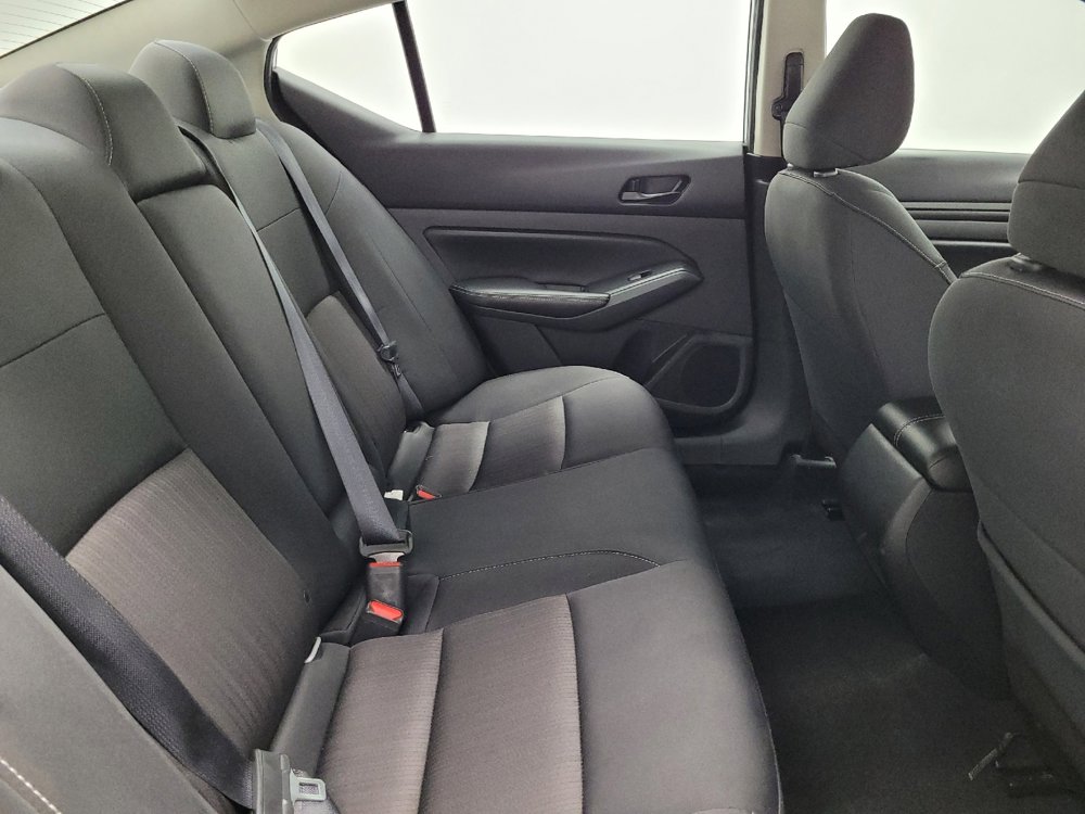 Used 2024 Nissan Altima 2.5 SV image 19