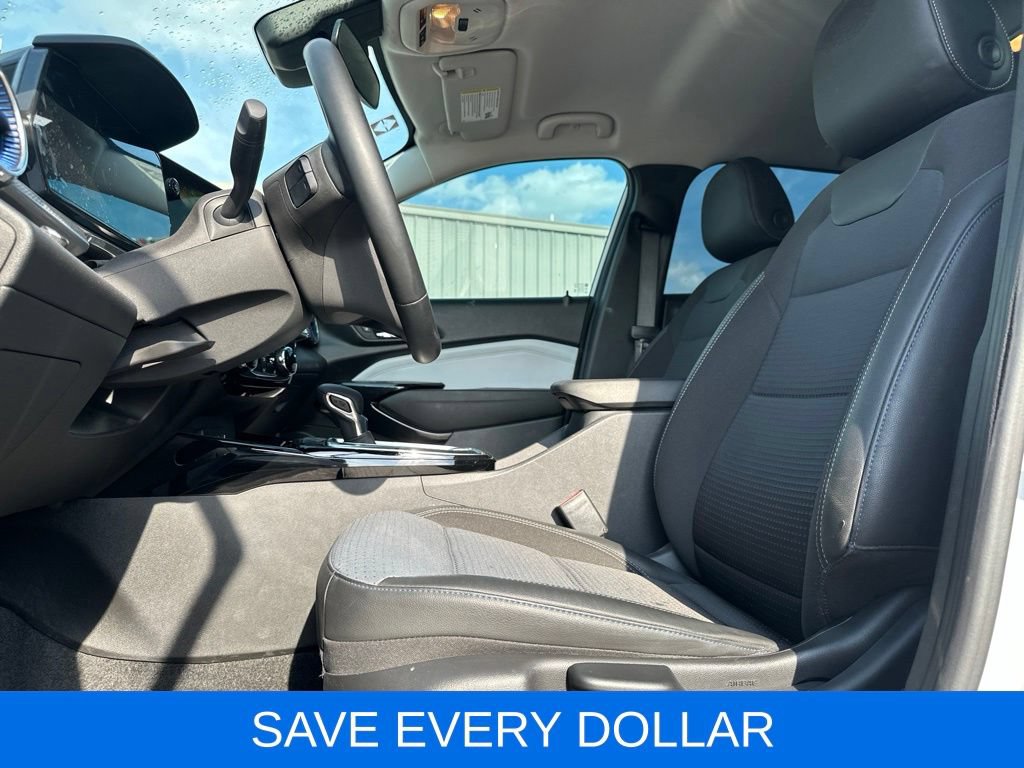 Used 2024 Chevrolet Trax LT w/ Driver Confidence Package FWD image 10
