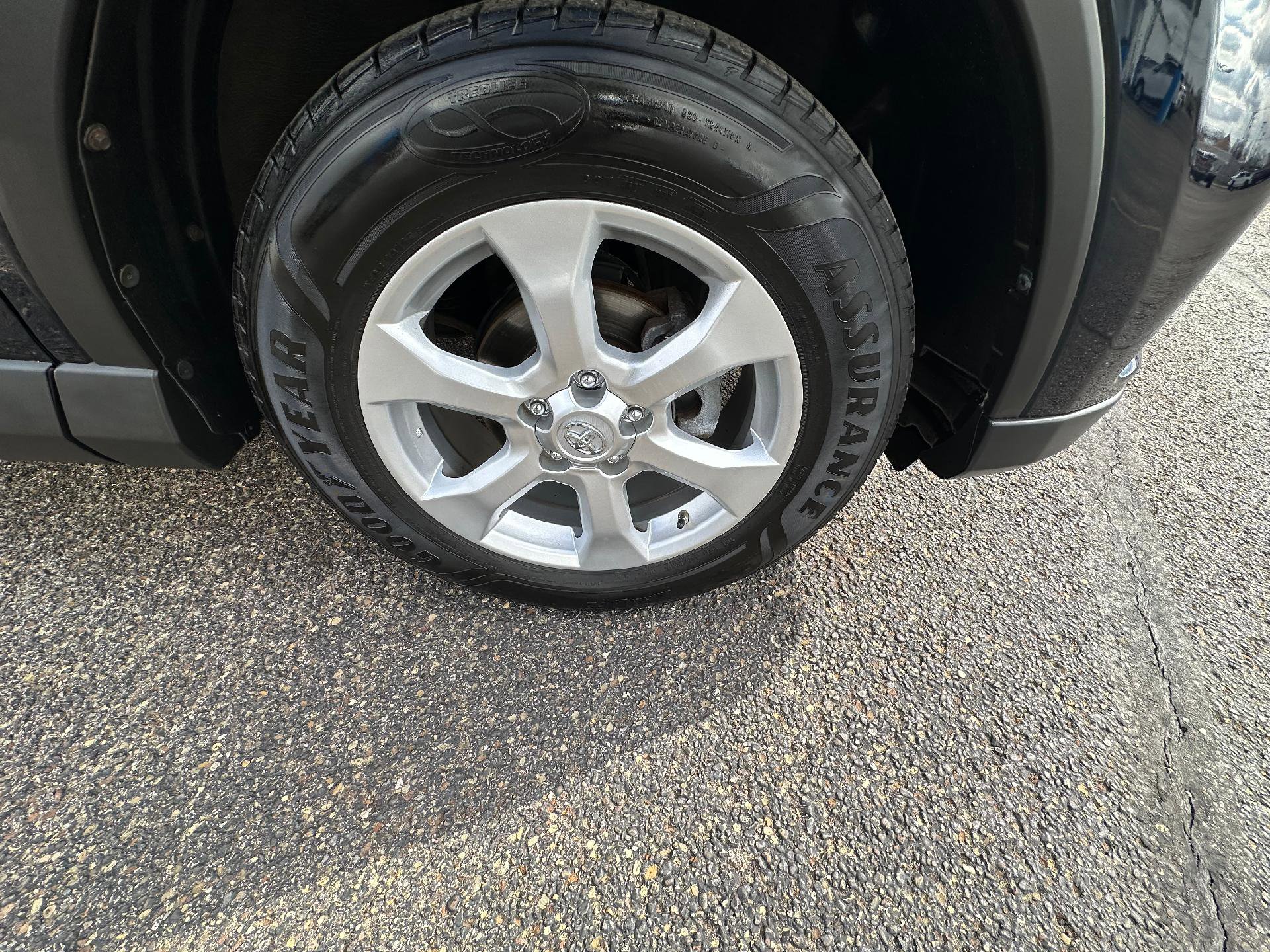 Used 2018 Toyota RAV4 LE w/ All Weather Liner Package image 26