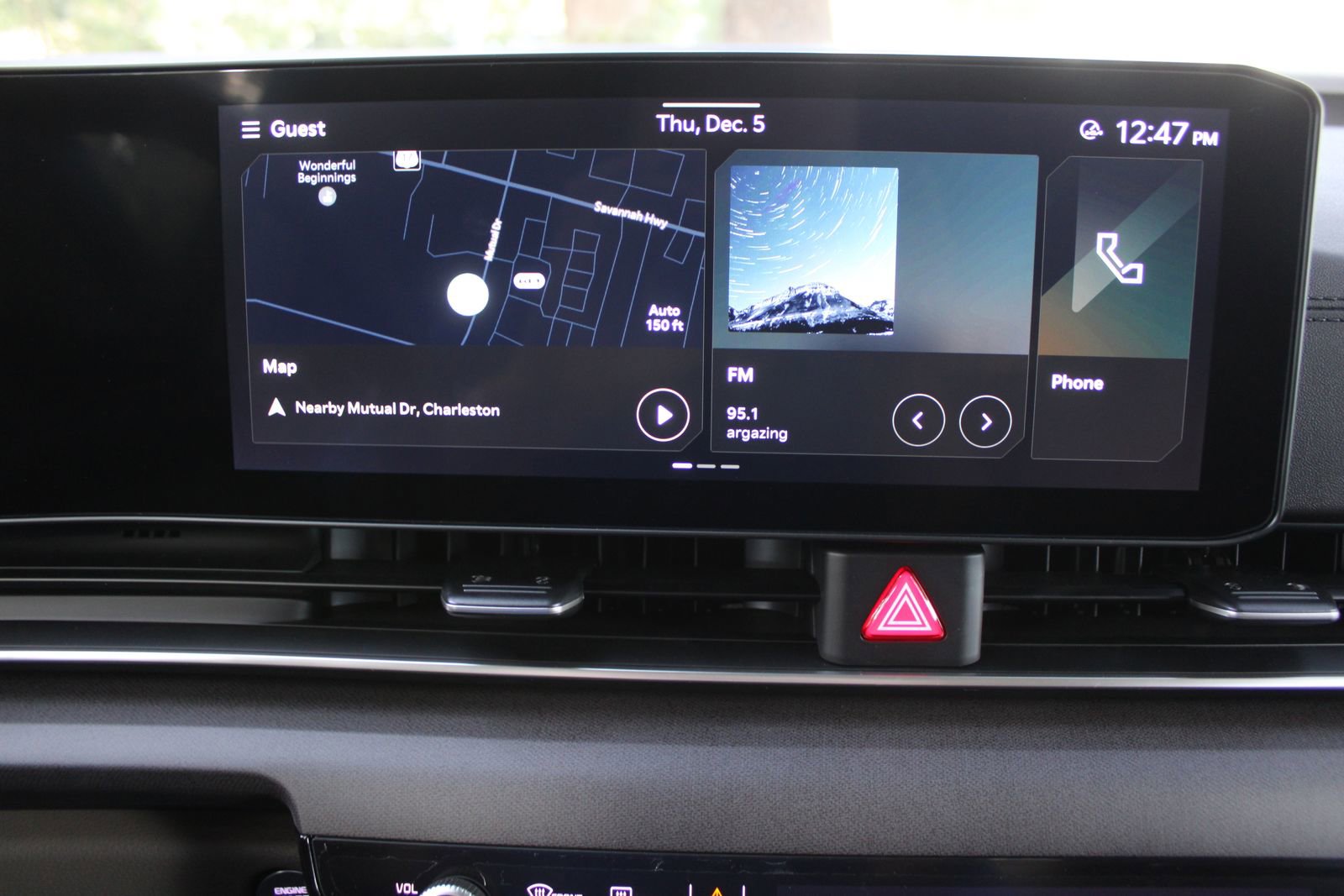 New 2026 Kia Carnival EX image 47