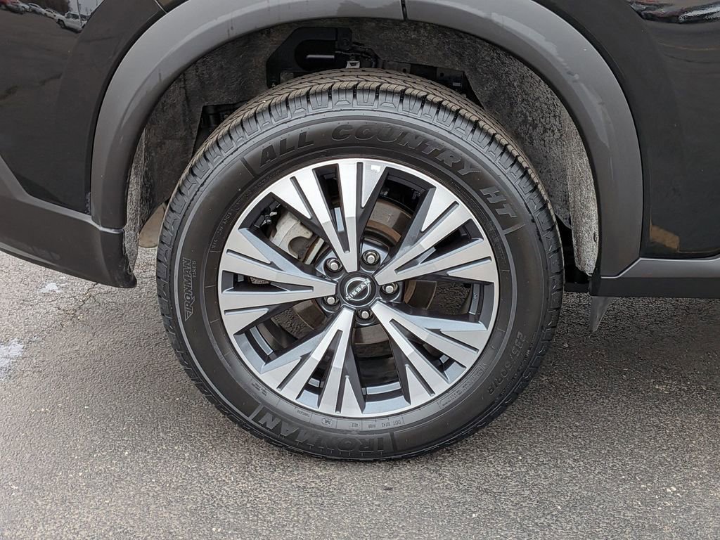 Used 2023 Nissan Rogue SV image 22