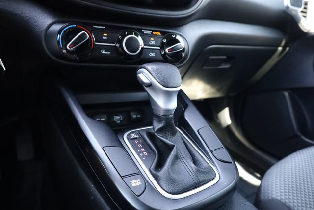 Used 2022 Kia Soul LX FWD image 25