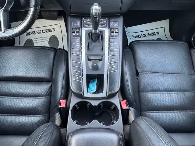 Used 2015 Porsche Macan Turbo image 21
