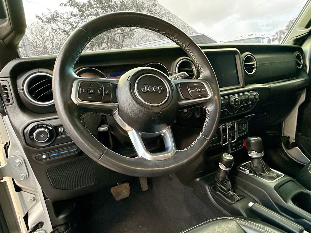 Used 2022 Jeep Wrangler Unlimited Sahara w/ Cold Weather Group image 12