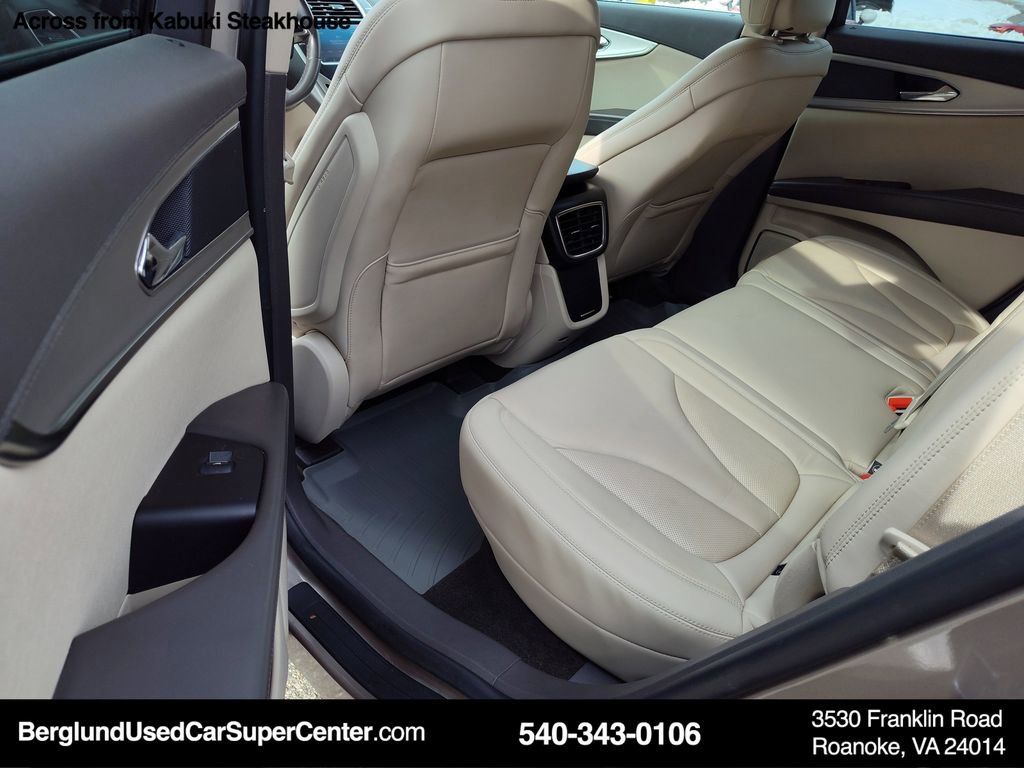 Used 2020 Lincoln Nautilus Premier w/ Equipment Group 101A image 32