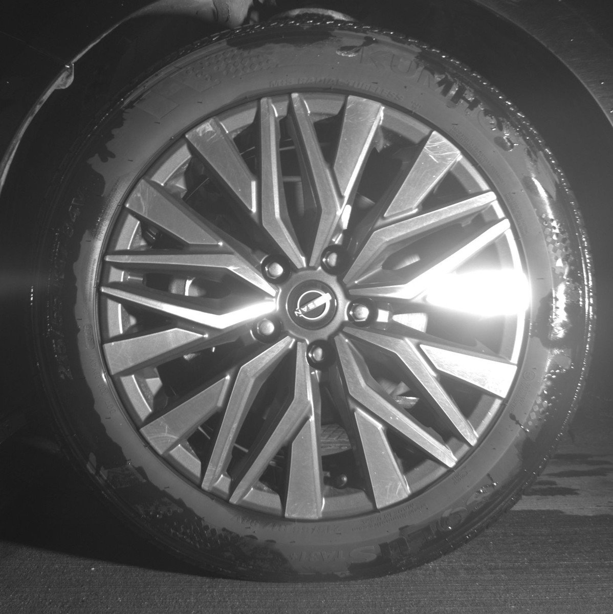 Used 2025 Nissan Altima 2.5 SV image 12