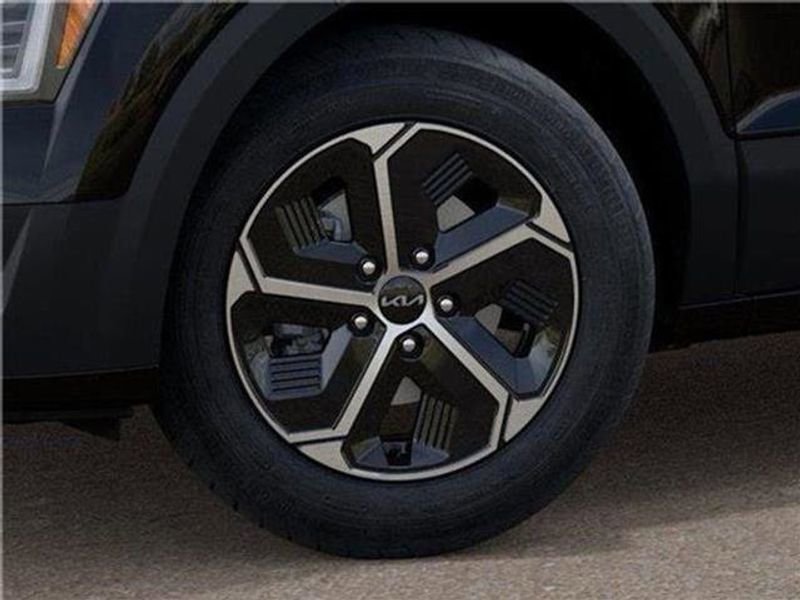 New 2025 Kia Niro EX image 90