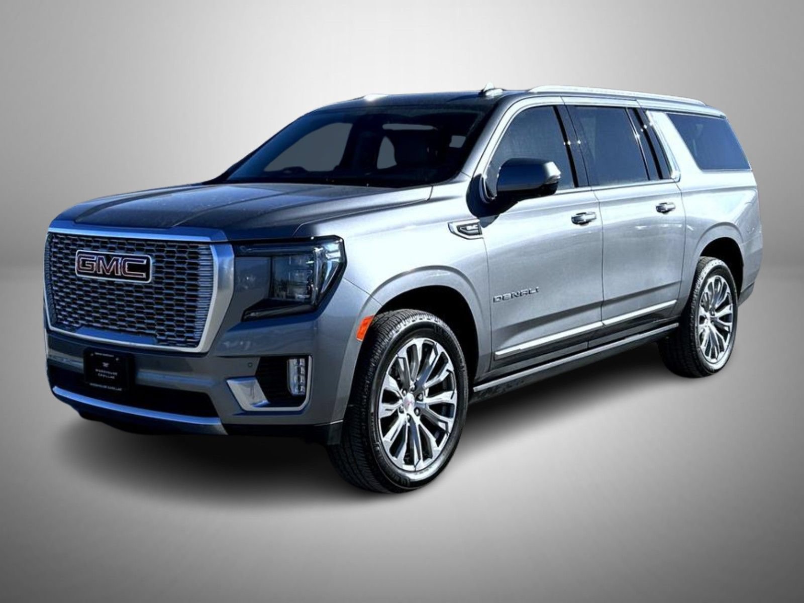 Certified 2022 GMC Yukon XL Denali w/ Denali Premium Package AWD/4WD image 1
