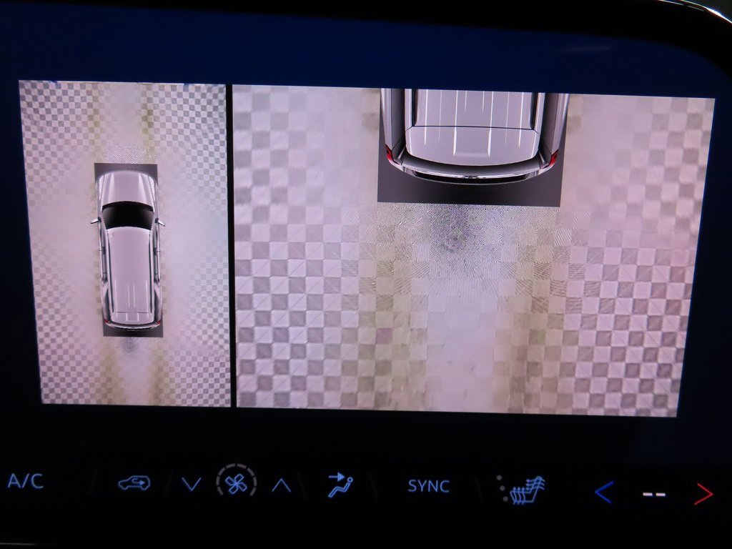 Used 2025 Chevrolet Tahoe Z71 image 20