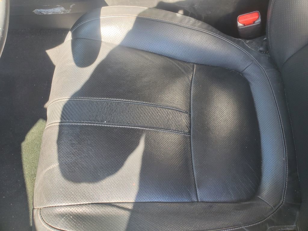 Used 2018 Honda Civic Touring image 16