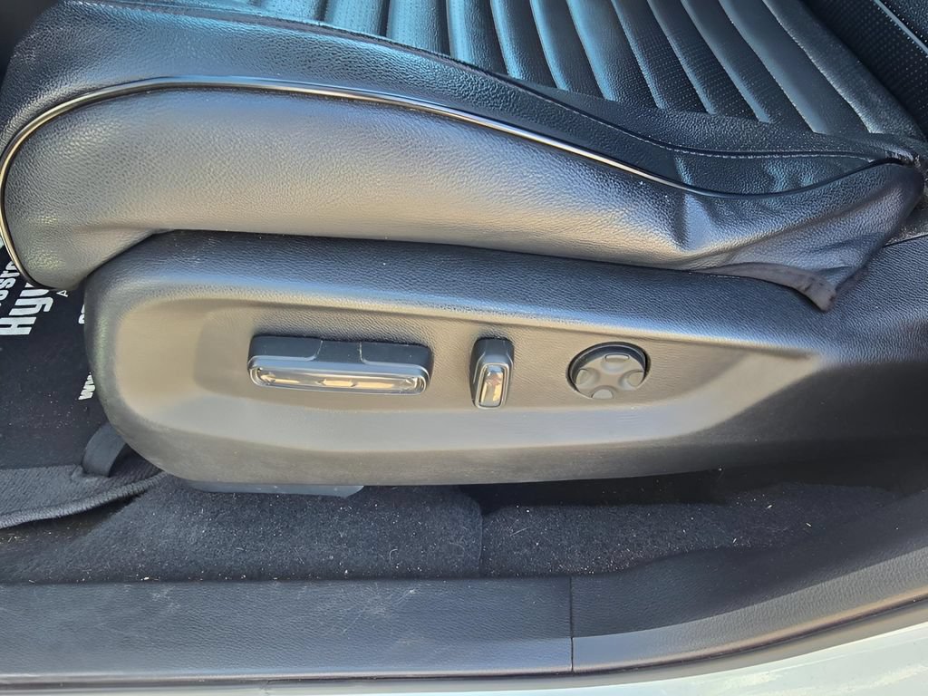 Used 2018 Honda CR-V EX image 28