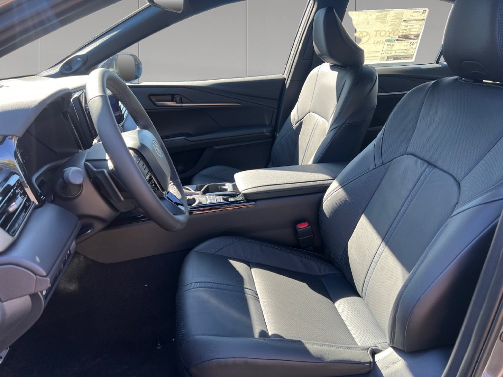 New 2026 Toyota Camry XSE w/ Premium Package AWD/4WD image 11