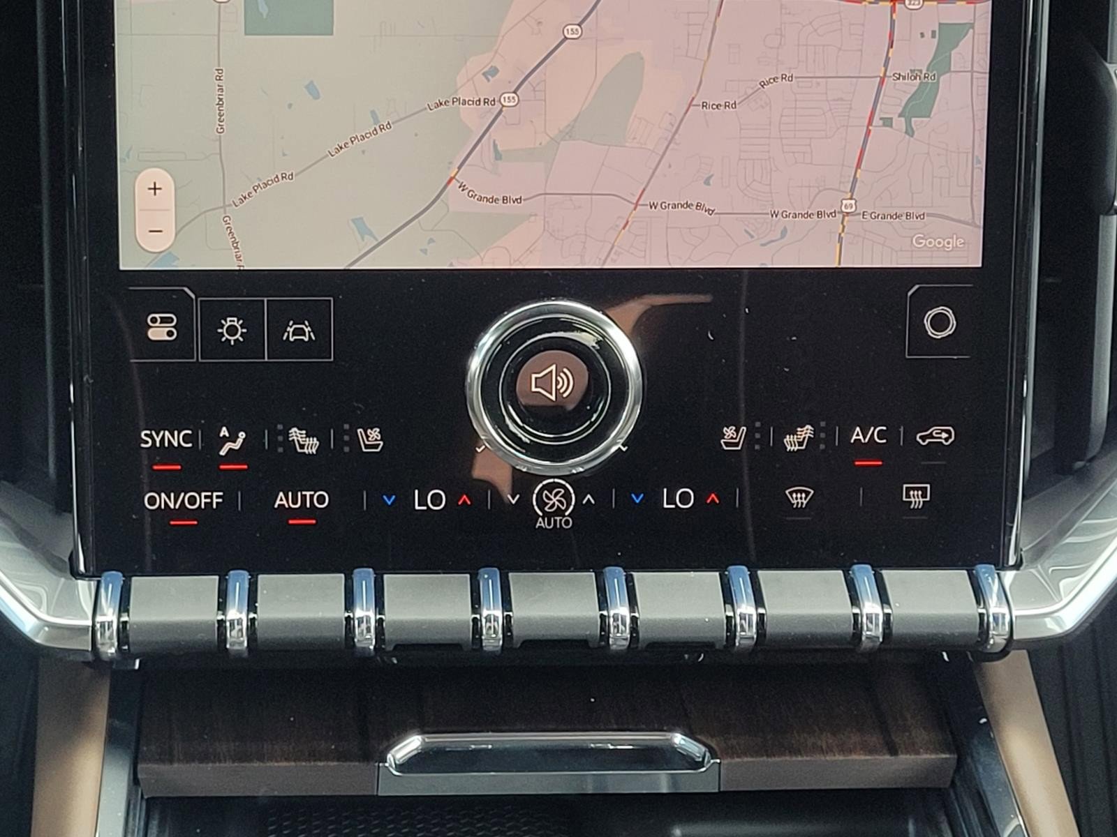 New 2026 GMC Acadia Denali Ultimate w/ LPO, Floor Liner Package AWD/4WD image 18