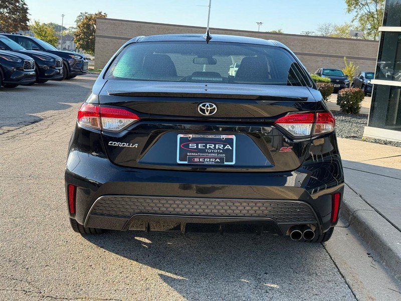 Used 2020 Toyota Corolla SE w/ SE Premium Package FWD image 4