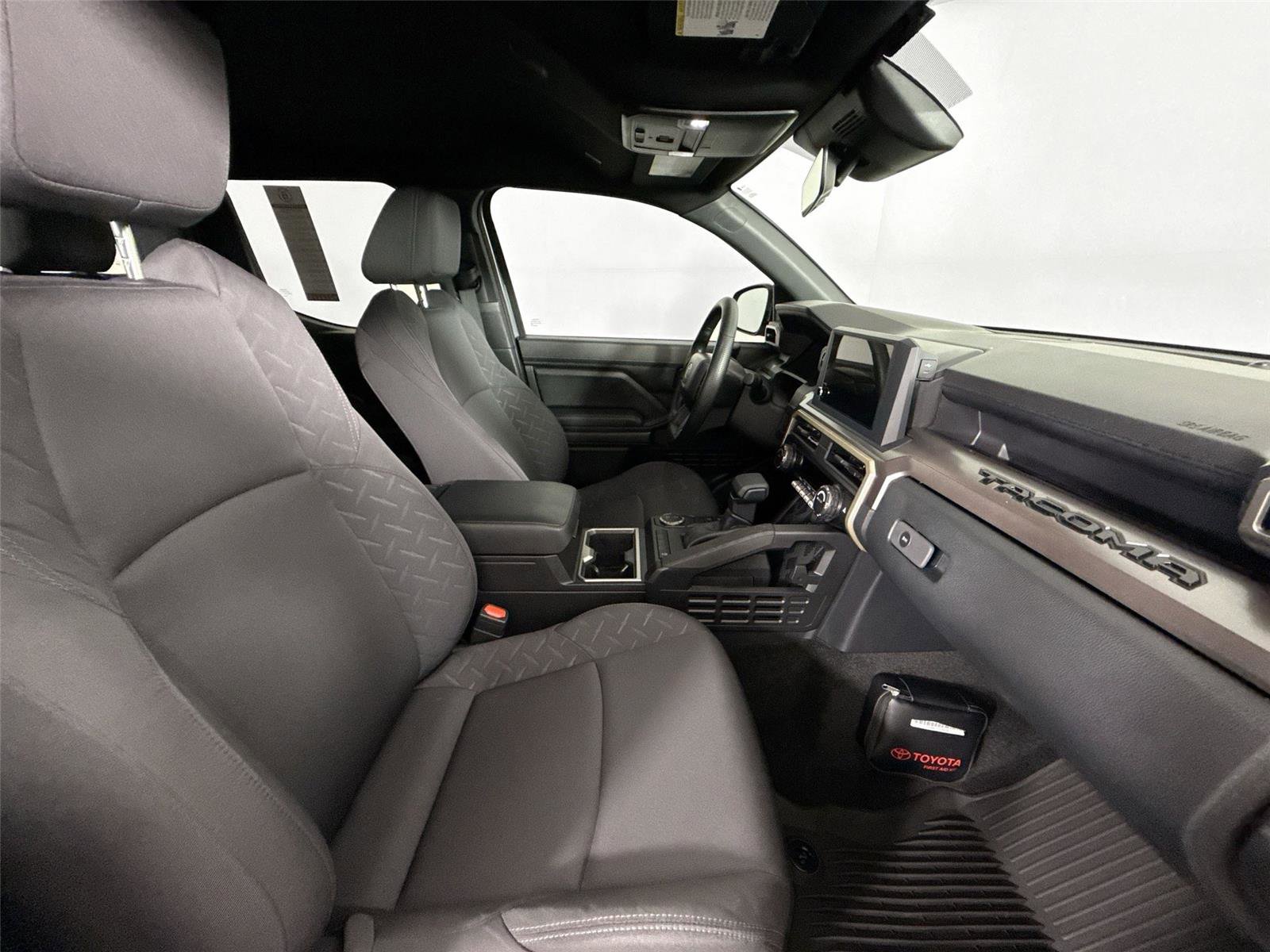 Certified 2025 Toyota Tacoma SR5 image 38