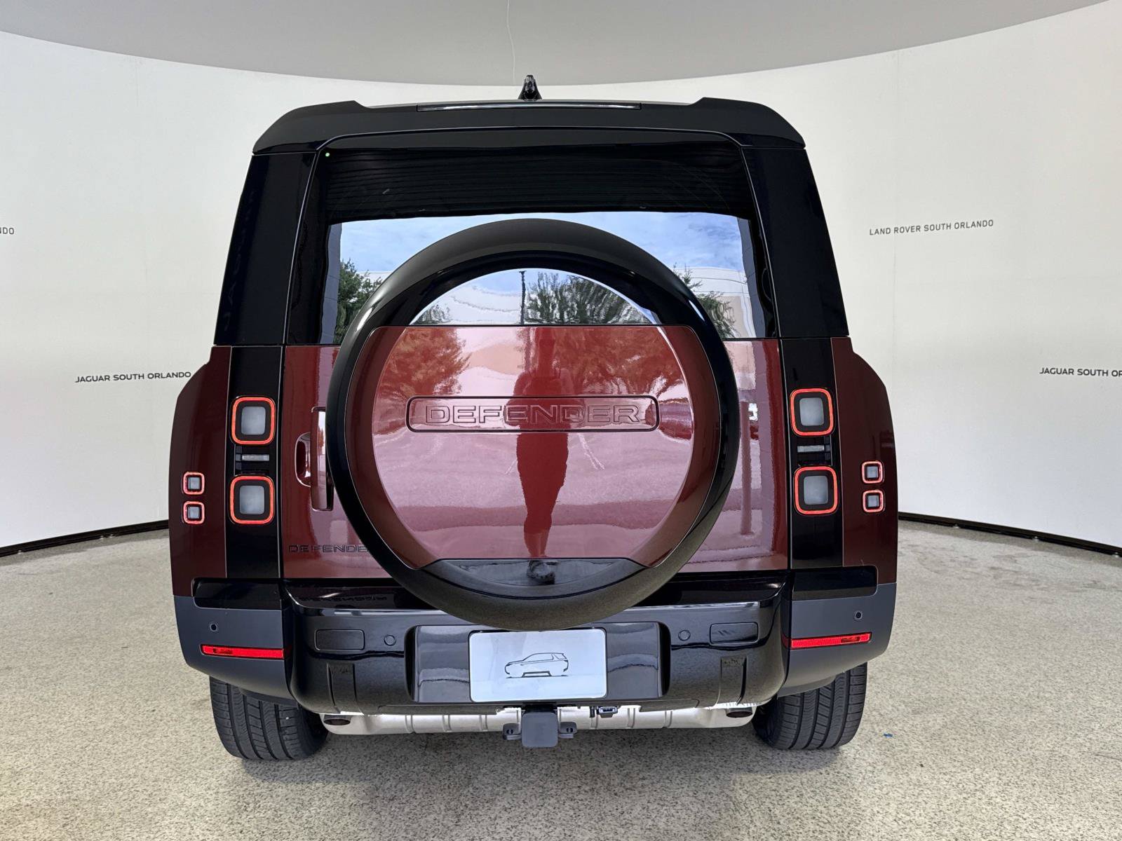 New 2026 Land Rover Defender 130 S AWD/4WD image 4