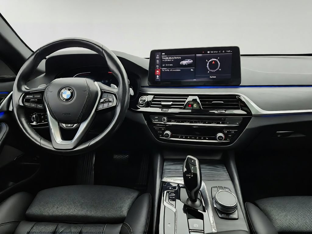 Used 2021 BMW 530i xDrive AWD/4WD image 30