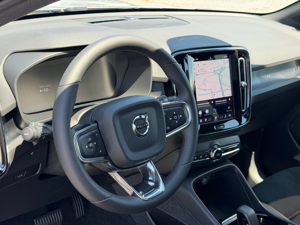 Certified 2023 Volvo C40 P8 Recharge Ultimate AWD/4WD image 25