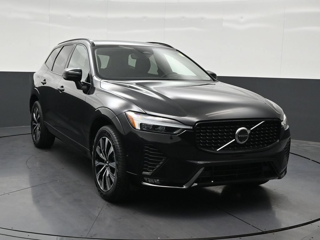 Certified 2024 Volvo XC60 B5 Plus AWD/4WD image 8