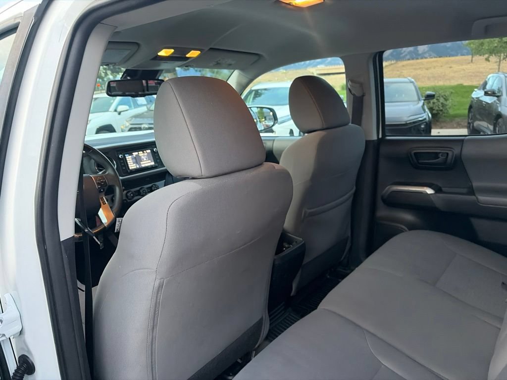 Used 2019 Toyota Tacoma SR5 AWD/4WD image 19