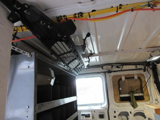 Used 2007 Ford E-350 and Econoline 350 Super Duty RWD image 9