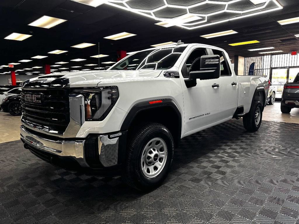 Used 2024 GMC Sierra 2500 Pro image 8