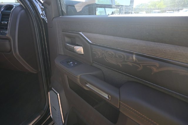 New 2026 RAM 3500 Longhorn AWD/4WD image 38