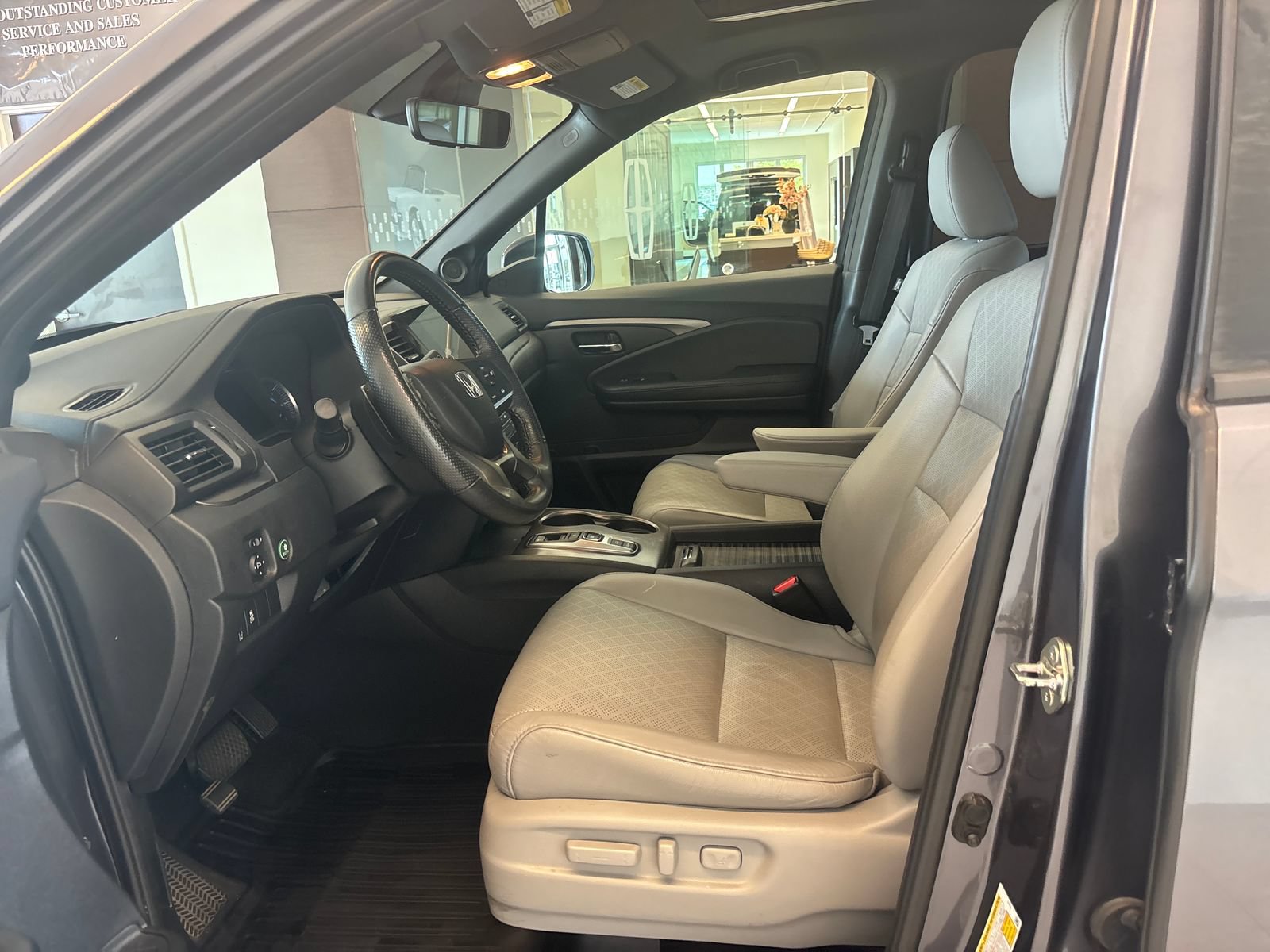 Certified 2019 Honda Passport EX-L image 12