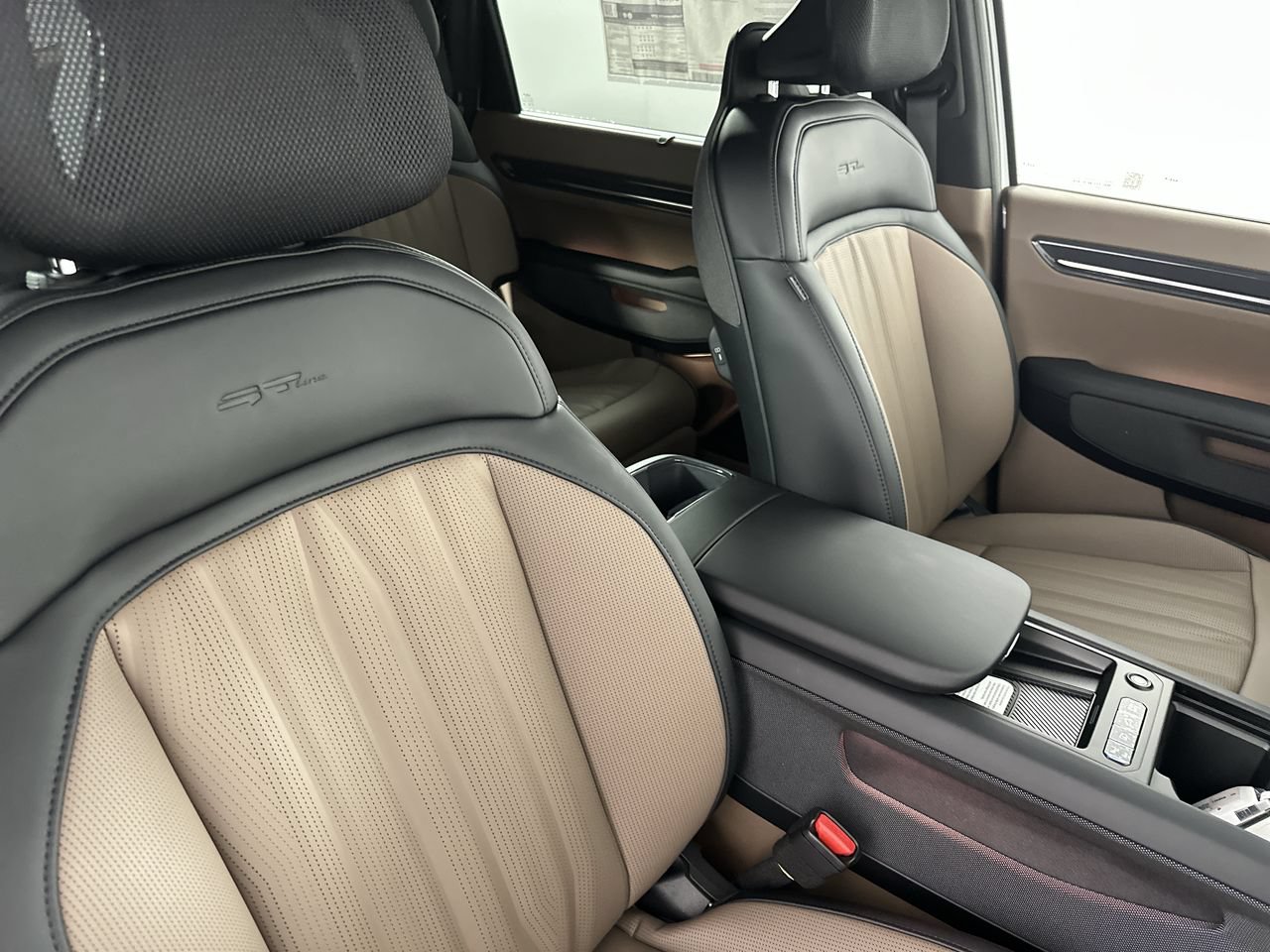 New 2027 Kia EV9 GT-Line AWD/4WD image 16