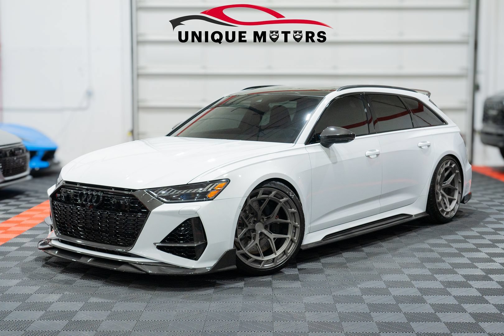 Used 2023 Audi RS 6 AWD/4WD image 1
