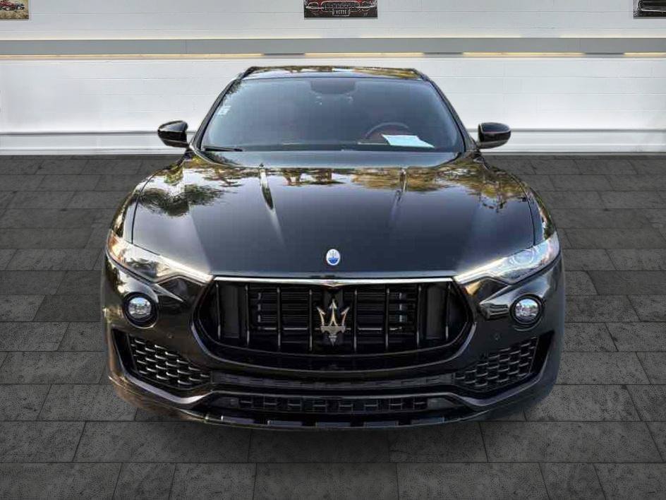 Used 2018 Maserati Levante AWD/4WD image 2