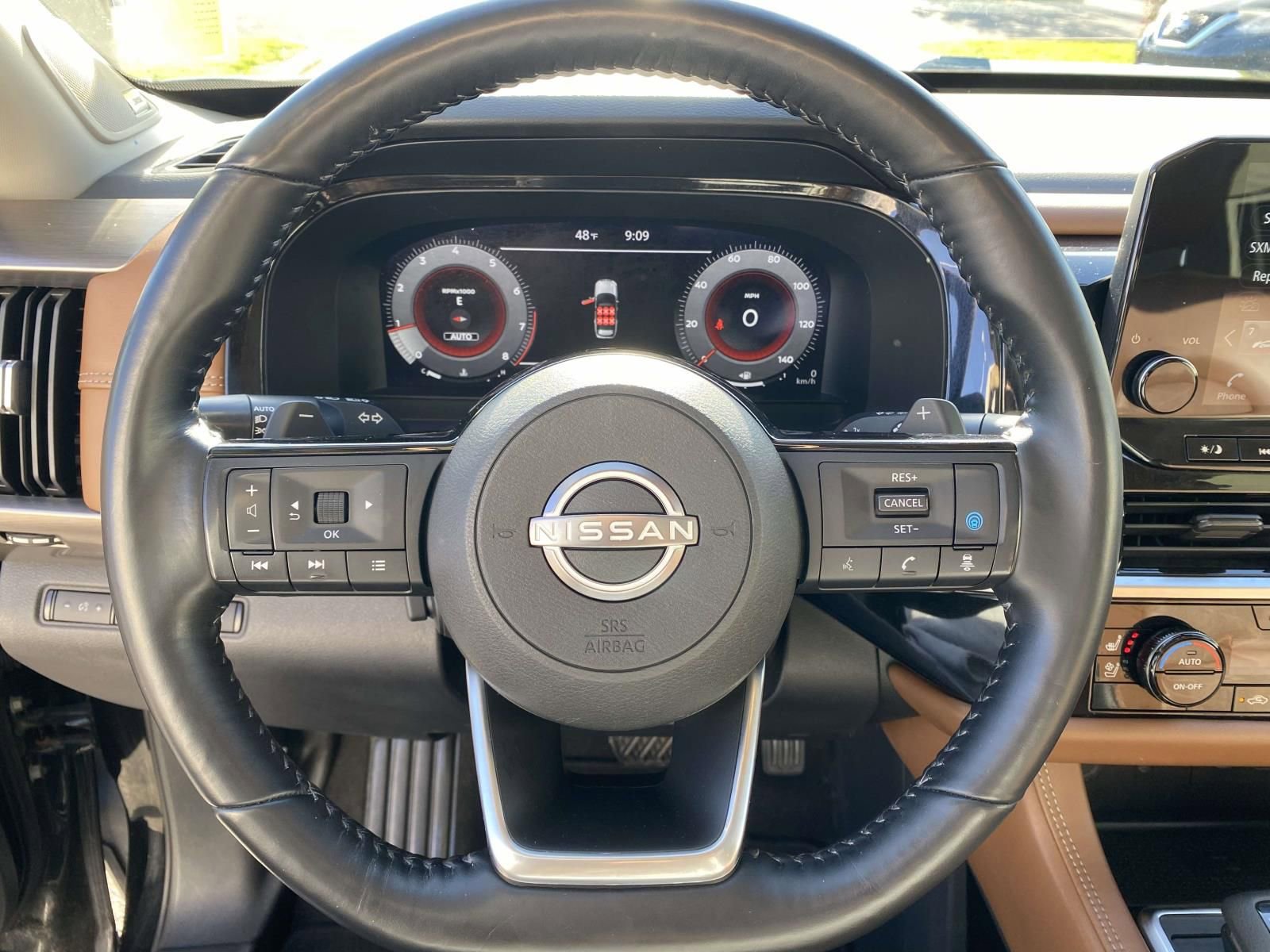 Used 2023 Nissan Pathfinder Platinum w/ Cargo Package AWD/4WD image 21