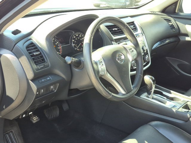 Used 2018 Nissan Altima 2.5 SL FWD image 11