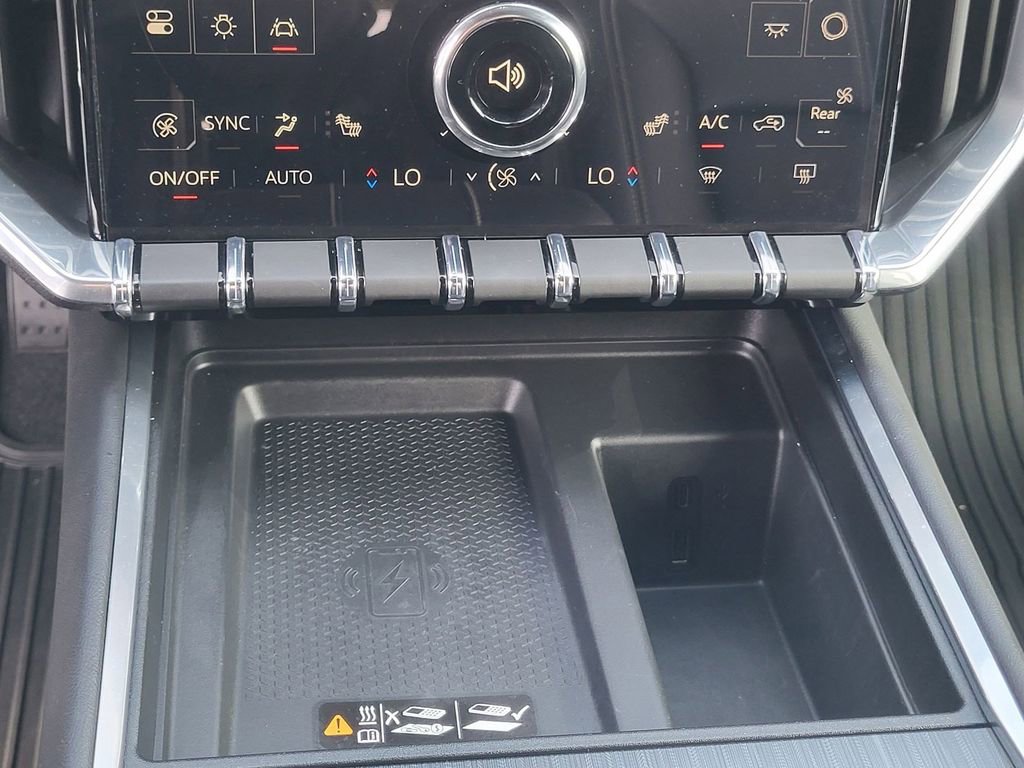 New 2025 GMC Acadia Elevation w/ Elevation Premium Package AWD/4WD image 18