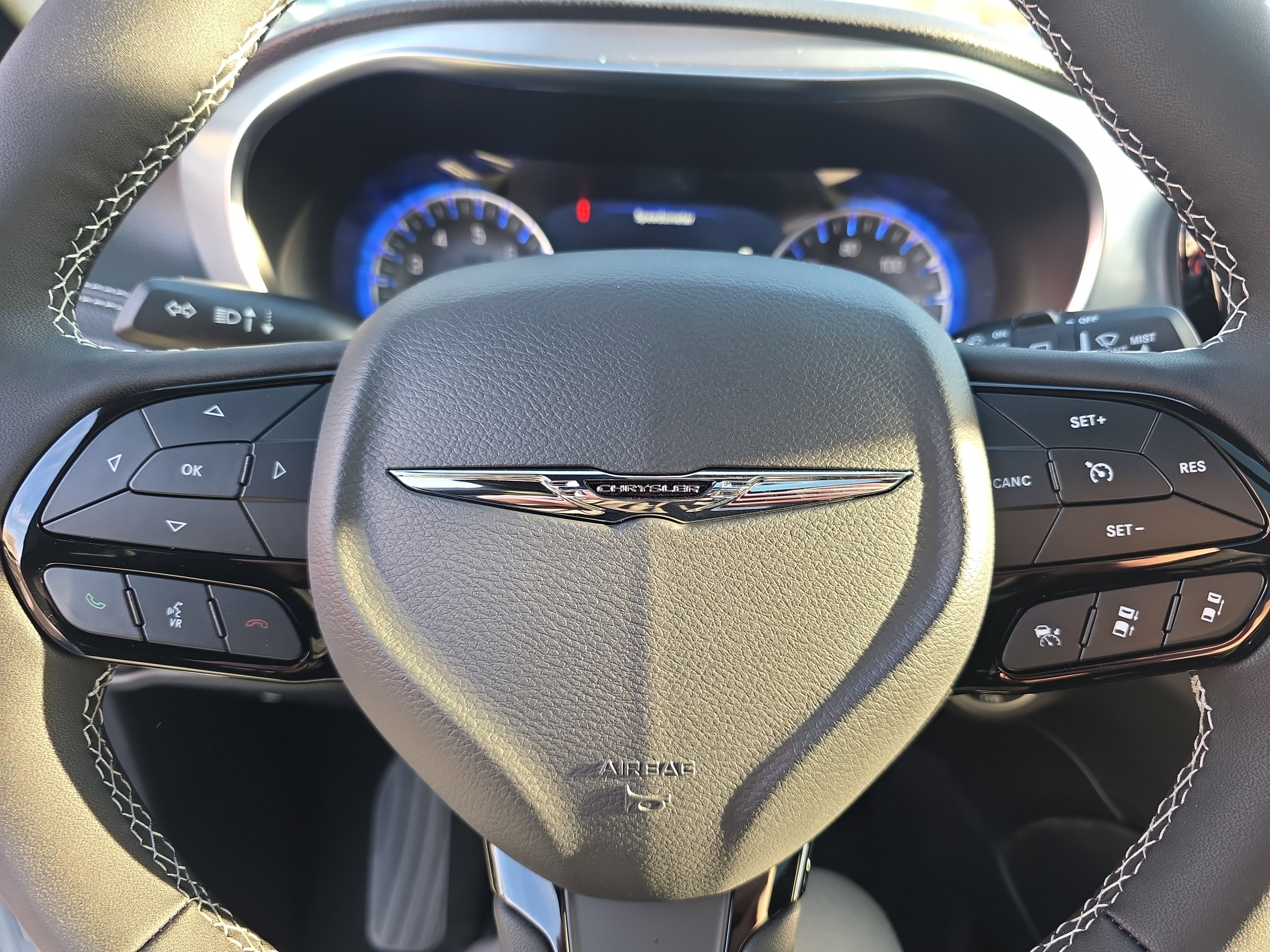 New 2026 Chrysler Pacifica Limited w/ S Appearance Package image 9