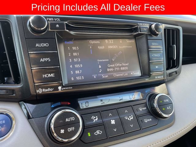 Used 2017 Toyota RAV4 XLE AWD/4WD image 33